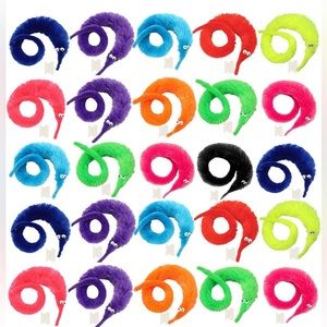50pcs Magic Worm Toys - Fuzzy Worms on a String